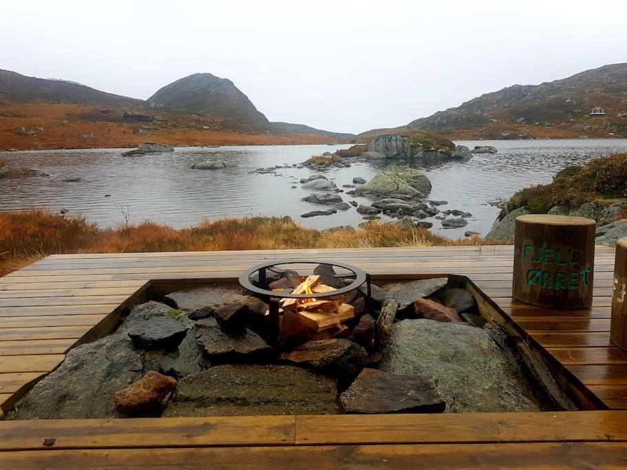 Leilighet I Enebolig Pa Valderoya Ved Alesund Ytterland Exterior foto